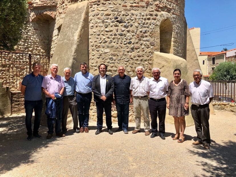 20 de juny de 2018, la Torre de Bisbe (Latour-Bas-Elne, Catalunya Nord. Un total de 86 alcaldes de la Catalunya Nord denuncien la violació de les llibertats fonamentals a Catalunya i la repressió.